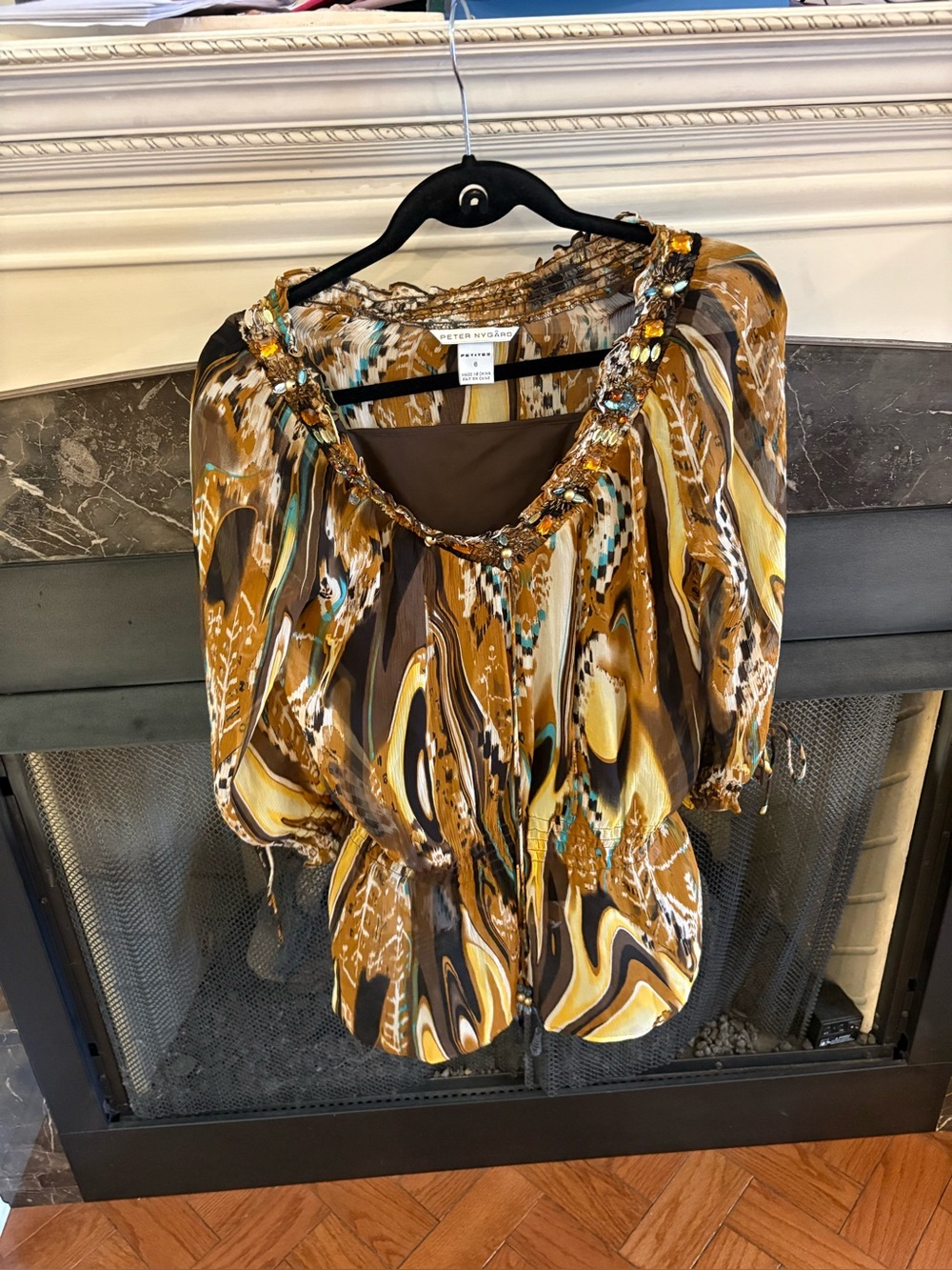 Peter Nygard Brown and Gold Beaded Scoop Neck Blouse size 6 petite